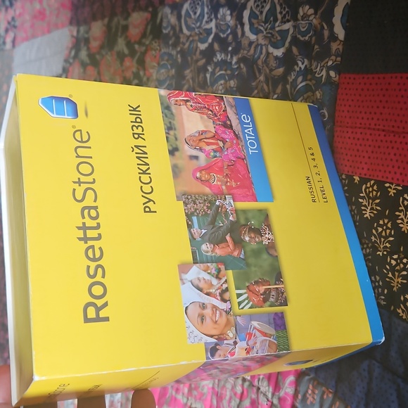 Rosetta Stone Russian Level 1-5 Set - Includes Games and Headset - Picture 1 of 8